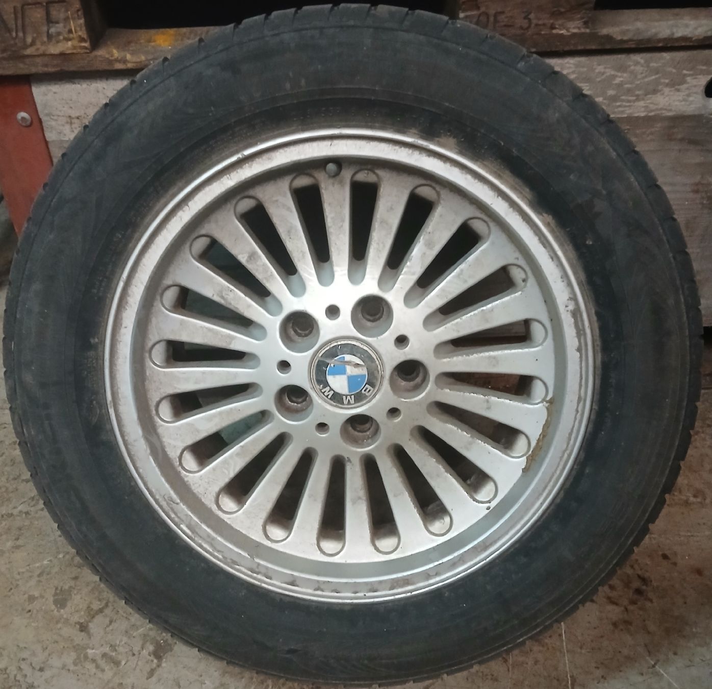 Pneumatici & Ruote complete: Roue BMW 16 pouce – Usato da la heutte venduto da Auto-stock 4