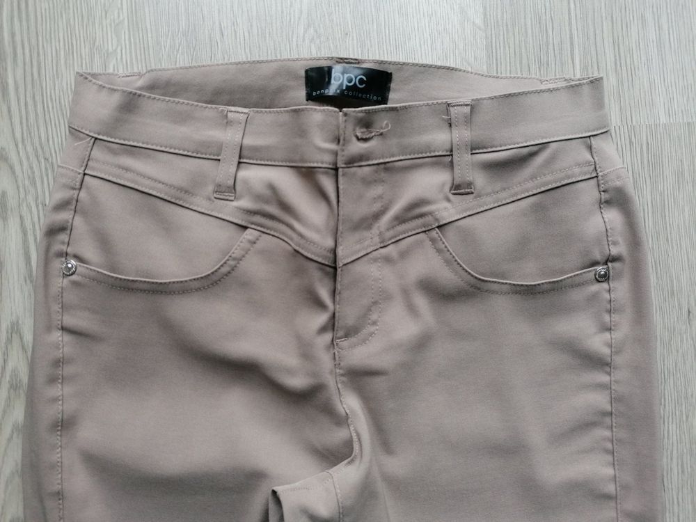 Pantaloni: Stretch Chinos, Gr. 34, neu – Nuovo e nell'imballaggio originale da Emmen venduto da Tigerlady 5