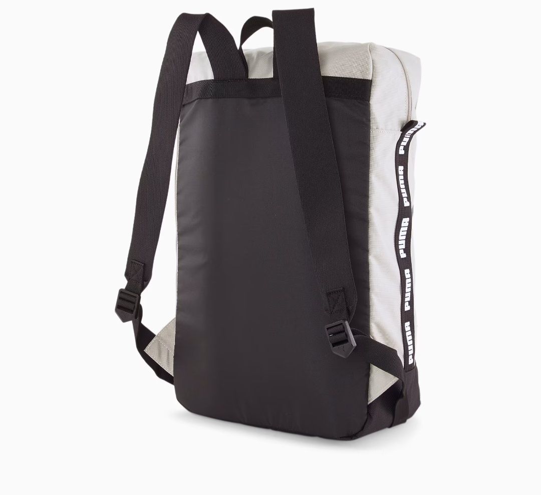 Puma Sacs à dos: Puma Rucksack beige/schwarz  – D'occasion à Merenschwand par ___niggi___ 1