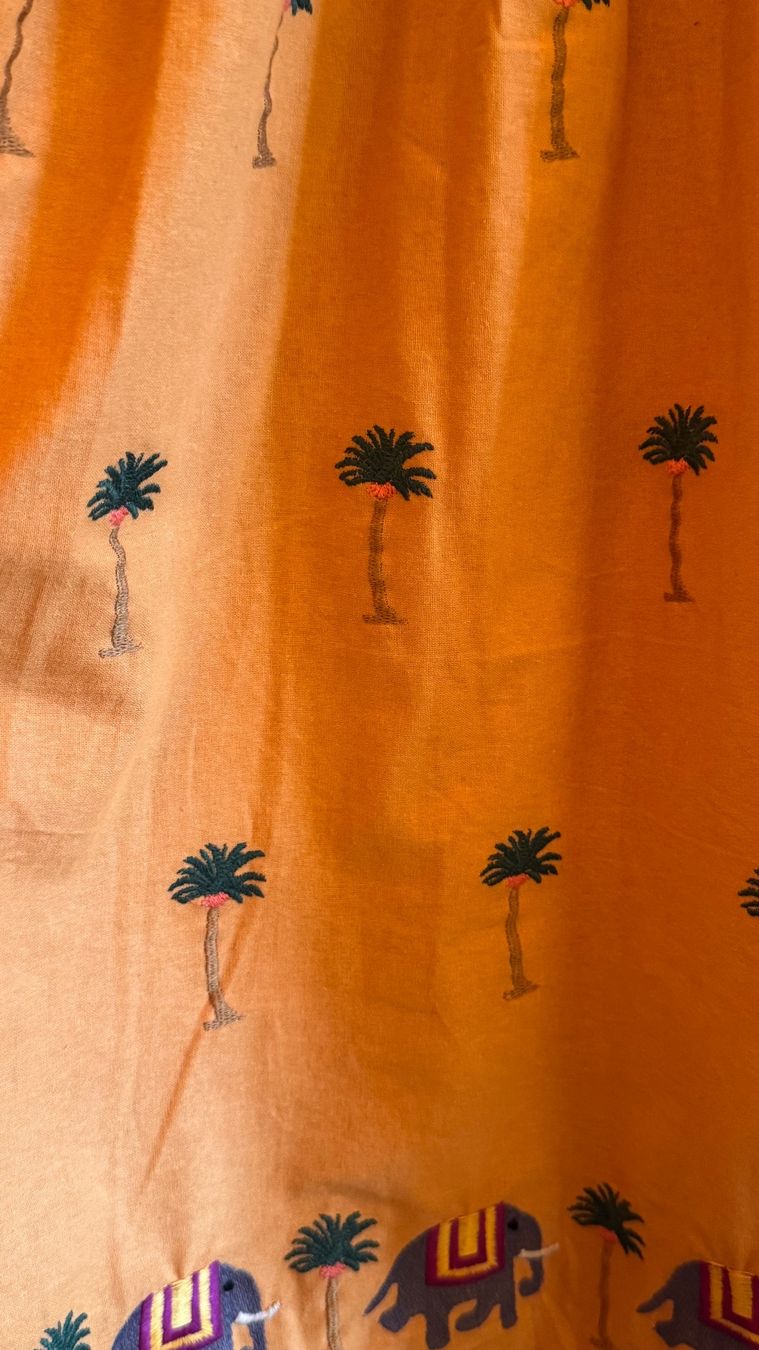 Gonne: Francesca Bassi bestickter Sommerrock – Nuovo e nell'imballaggio originale da La Punt Chamues-ch venduto da Mausibeinli 2