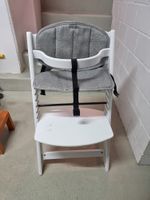Hochstuhl Stokke weiss mit Sitzverkleinerer gebraucht