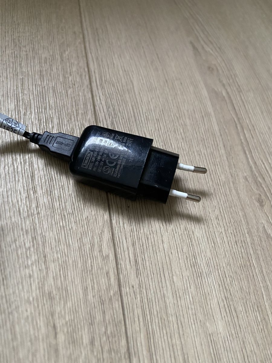 Ikea Lampes: led tischlampe schwarz – D'occasion à Stäfa par JamesO03 2