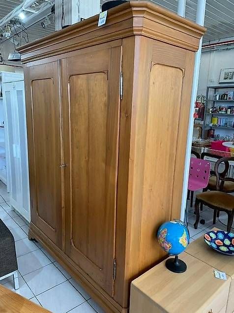 Schränke: Gesteckter 2-türiger Holzschrank – Gebraucht aus Neuhausen am Rheinfall von galleria13 2