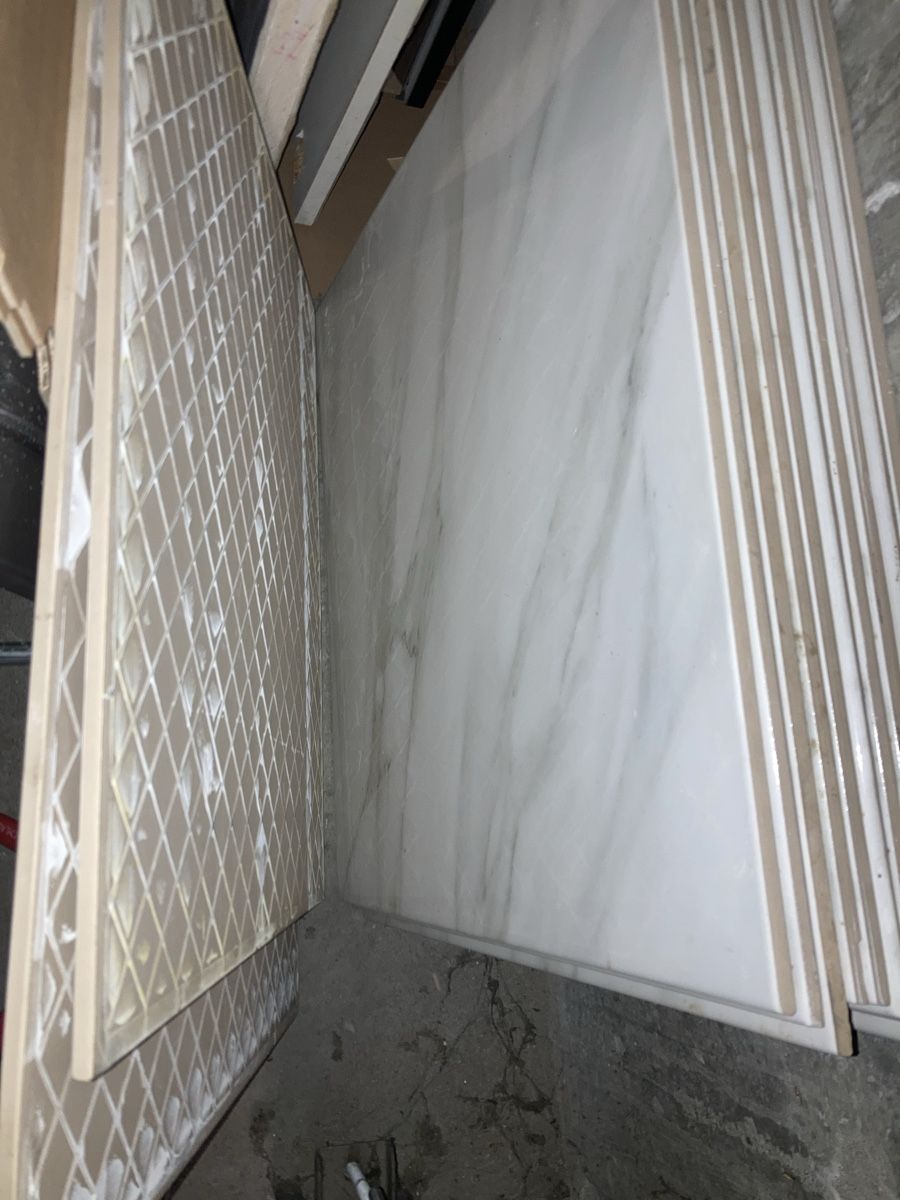Piatti di portata: Fliese, Feinsteinplatte, Marmorfliese 60x60 – Nuovo (secondo la descrizione) da Biel/Bienne venduto da navix 1