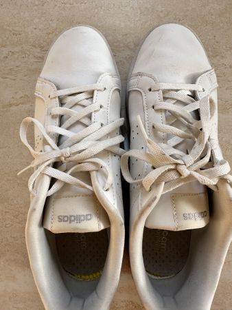 Schuhe Adidas N. 39 1/3