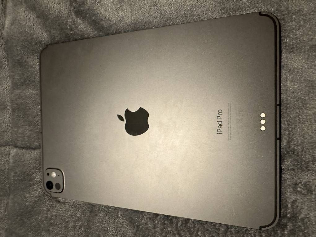 Apple iPad Pro 11 M5 256GB Pencil USB-C Tastatur 100% Akku (Neu und ...