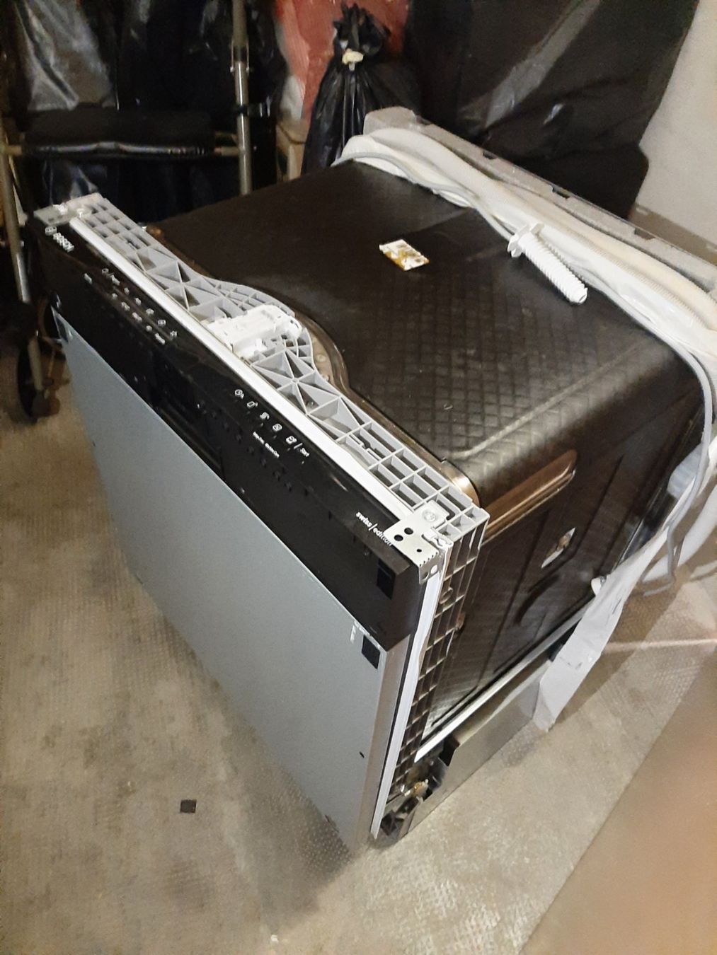 Lavastoviglie: Lave-vaisselle BOSCH Swiss edition - encastrable – Usato da Thônex venduto da oce.1399 1