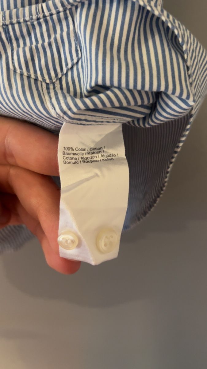 Chemises: Chemise Lacoste rayée bleue et blanche taille M – D'occasion à Vich par yva_pgr7 2