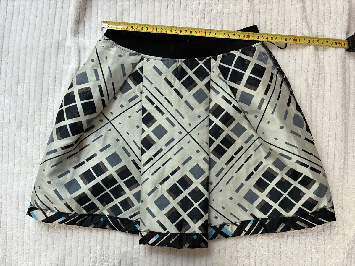 Pinko Gonne: PINKO mini skirt - IT40 EU34 – Usato da Lucens venduto da metaD 2