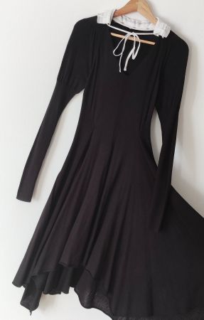 STEFANEL Strickkleid Kleid Dress herziger Kragen Gr.L
