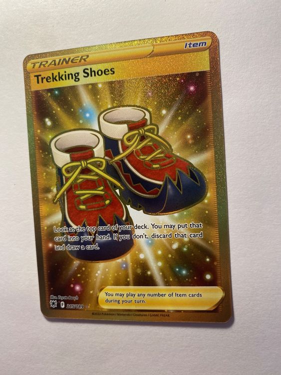 Trekking Shoes gold PokémonKarte (Astral Radiance, EN) Kaufen auf