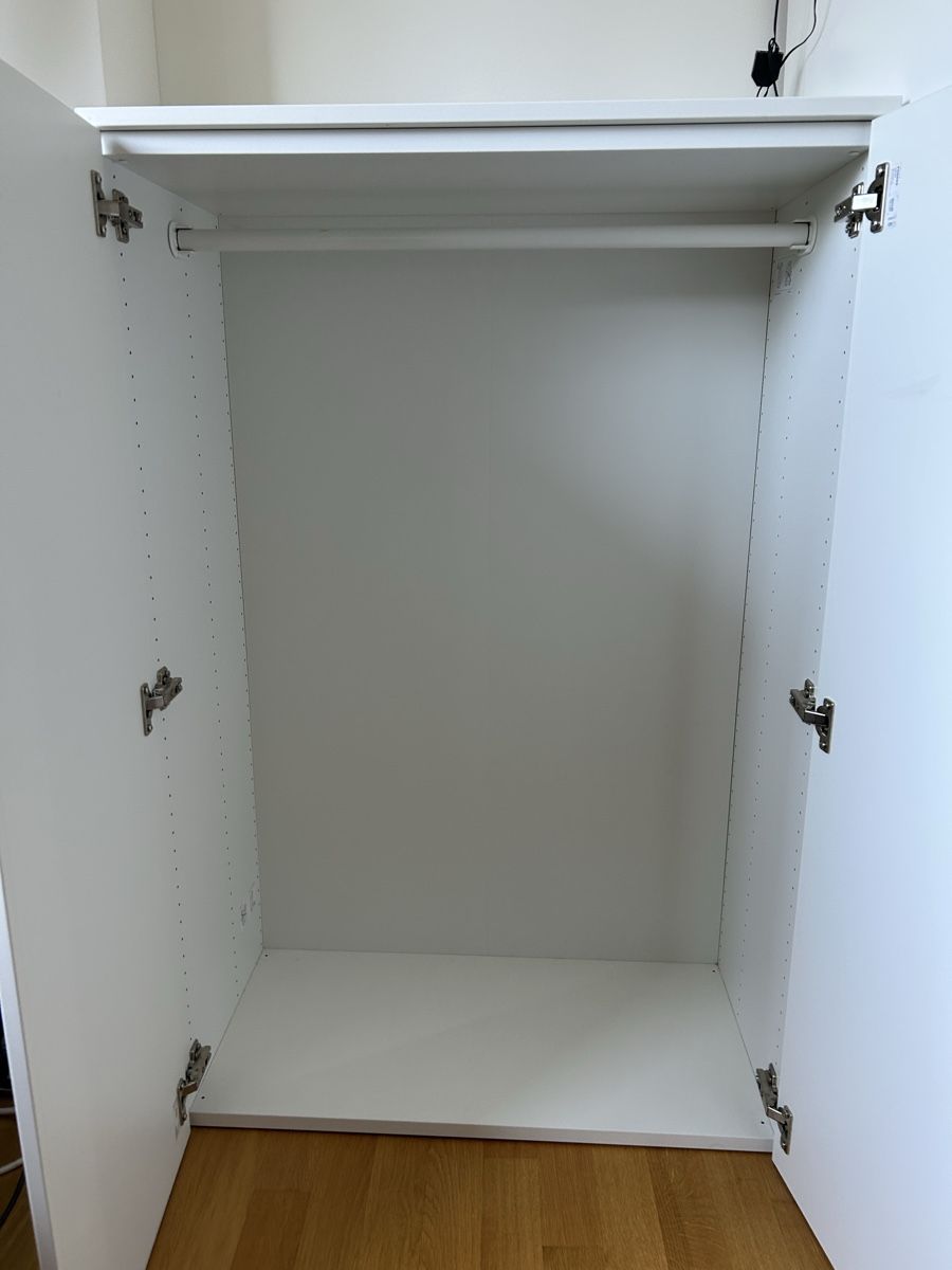 Armoires: Schrank weiss – D'occasion à Zollikon par sar_k52s 2