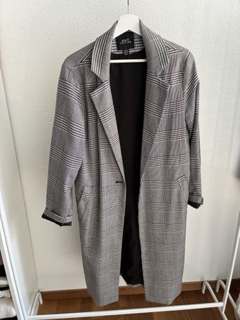 Manteau Viva Couture motif carreaux gris taille 40