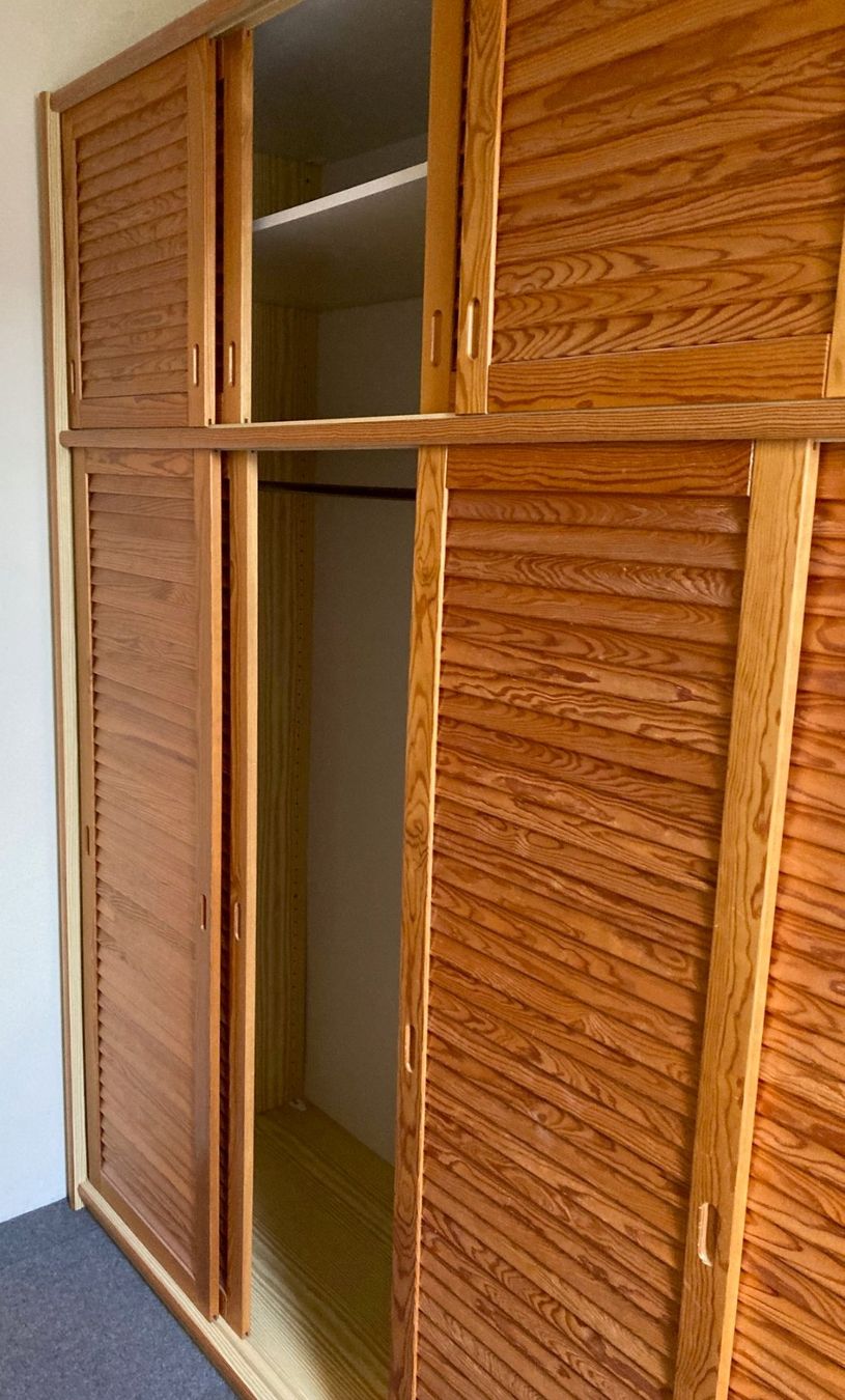 Armadi: Kleiderschrank – Usato da Gelterkinden venduto da Busfreak 2