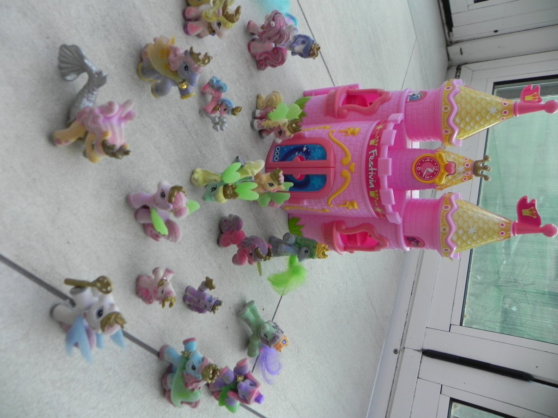 Statuette: Filly Schloss mit Ponys Sammlung – Usato da Stallikon venduto da pcerny16 7