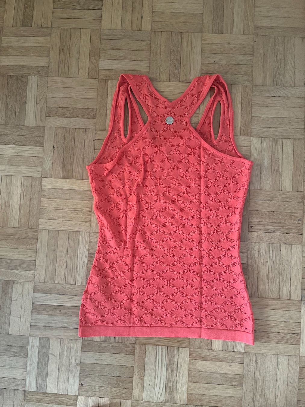 Guess Top: Marciano by Guess Stricktop – Usato da Luzern venduto da Lampion 1