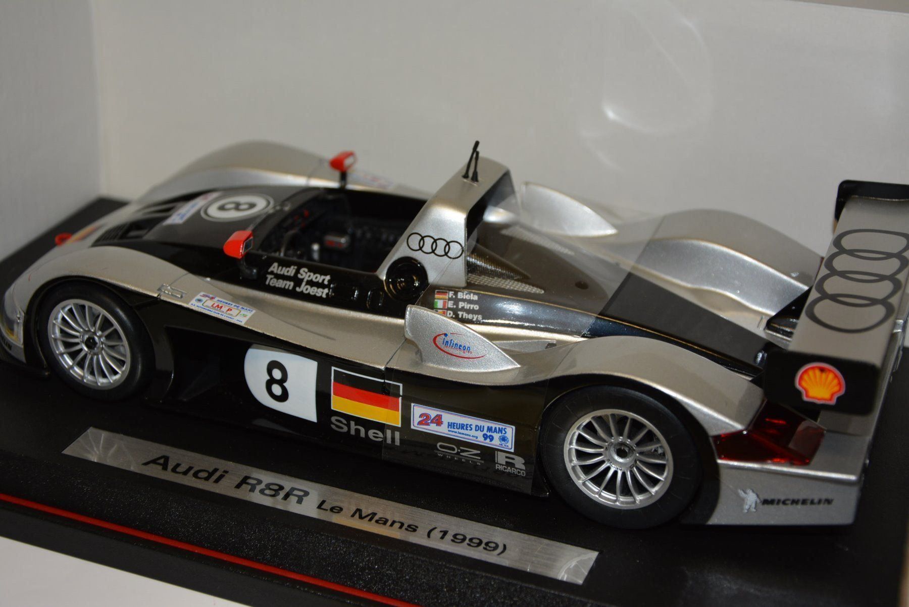 Audi Modellini d'auto: Audi R8R Le Mans 1999  , 1:18 – Nuovo e nell'imballaggio originale da Goldach venduto da Feivel9 3