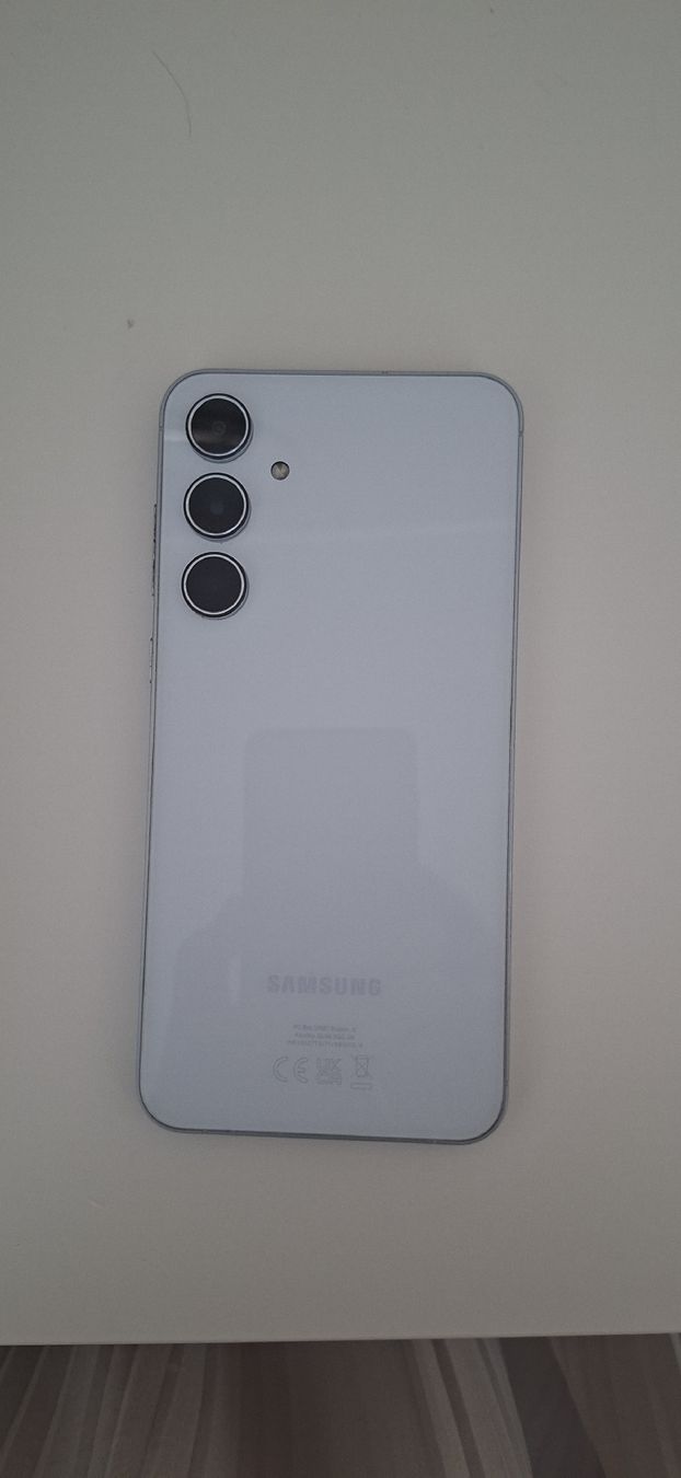 Samsung Telefoni cellulari / Smartphones: Samsung Galaxy A55 5G – Usato da Spreitenbach venduto da Sternwandler 3