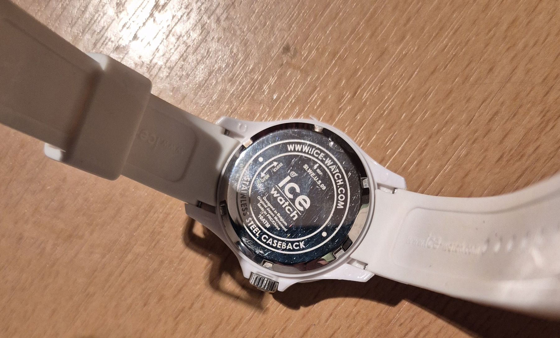 Ice watch Montres: Ice Watch weiss – D'occasion à Geroldswil par sun_2qmn 1