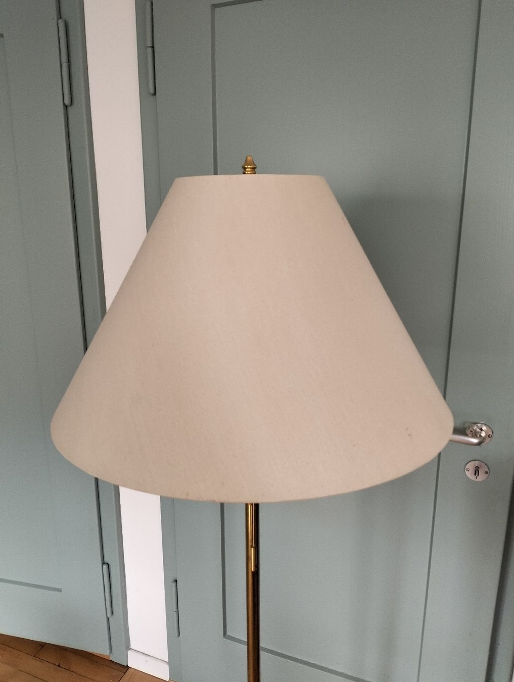 Lampade: Vintage Mid Century Stehlampe – Usato da Wil SG venduto da die-wohnung 4