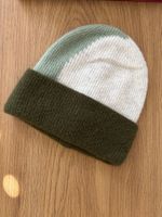 NEXT Strickmütze / Beanie – Grün & Creme – One Size