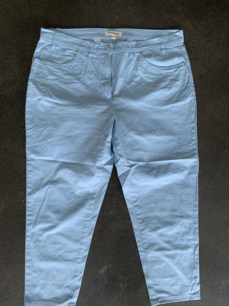 Pantaloni: Hose hellblau Grösse 48 Neu – Nuovo (secondo la descrizione) da Thun venduto da Chrabu