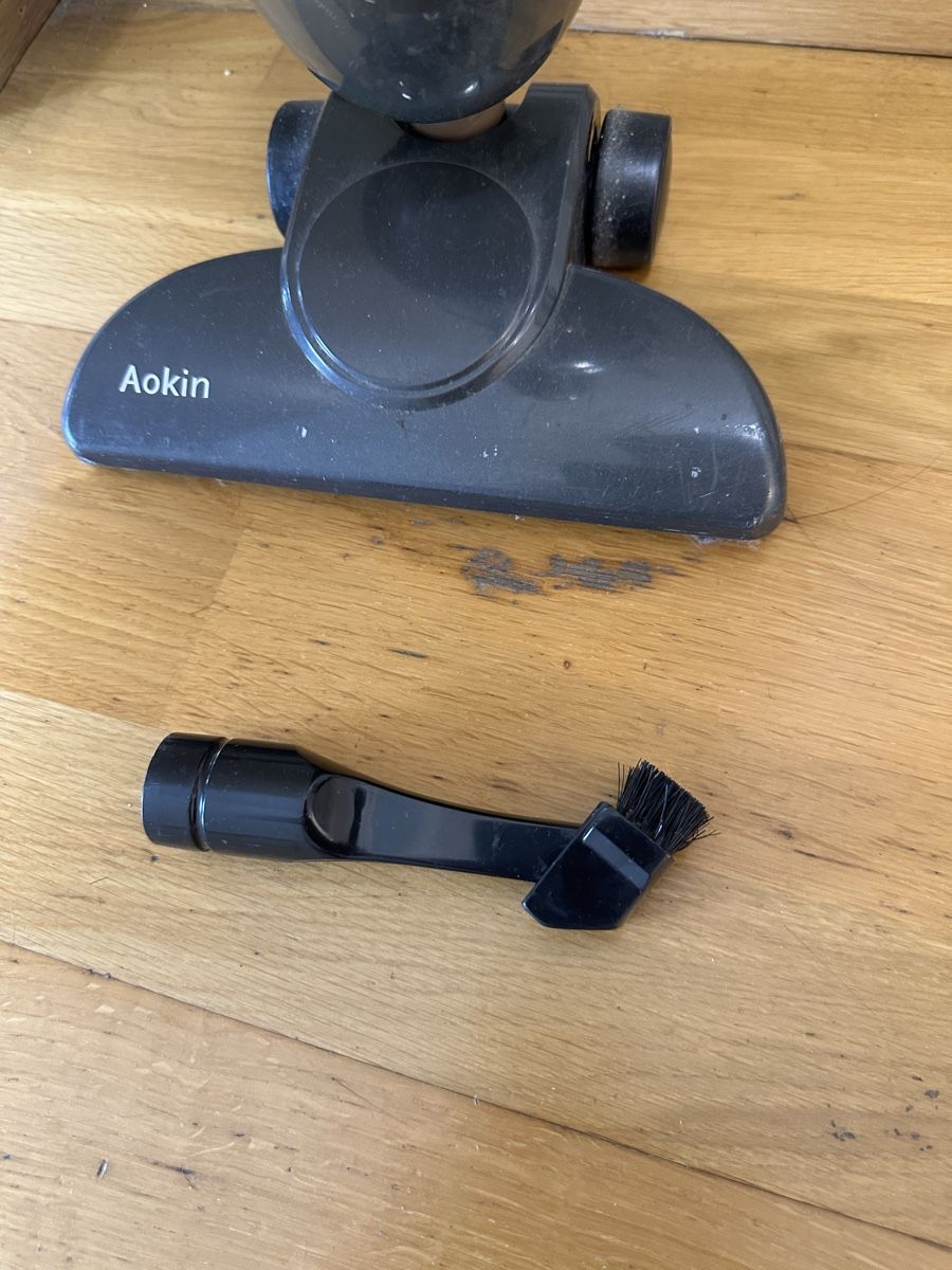 Aspirapolveri & Accessori: Aokin Handheld Vacuum - Great for quick spring cleaning 💨 – Usato da Zürich venduto da Yinan 2
