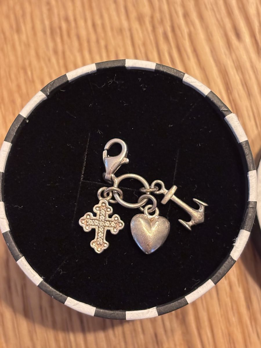 Thomas Sabo Pendentifs: Thomas Sabo Anhänger – D'occasion à Wetzikon ZH par Deba26 1