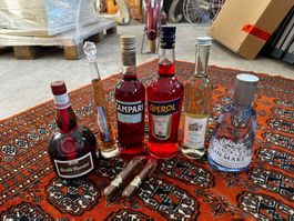 Spirituosen Set mit Gin Mare Aperol Campari gebraucht