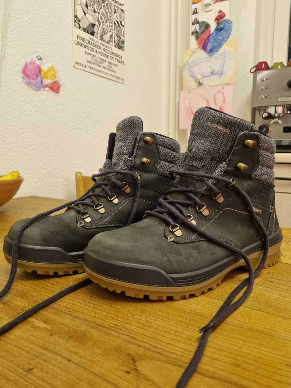 Lowa Scarpe da uomo: Lowa Nera Winterschuhe Herren, Gr.42 – Usato da Zürich venduto da nialaal