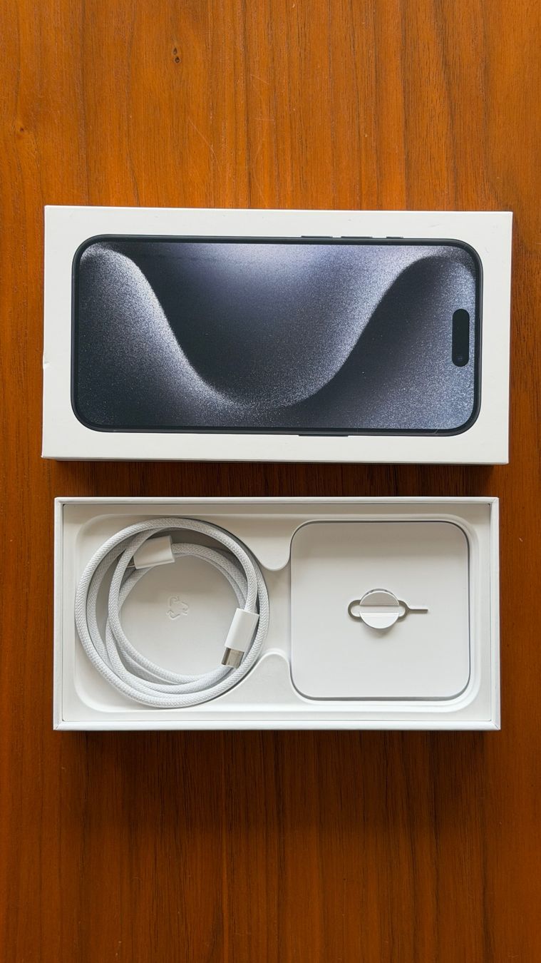 Apple Handys / Smartphones: iPhone 15 Pro 256GB Blue Titanium – Neu (gemäss Beschreibung) aus zürich von renatoelio 1