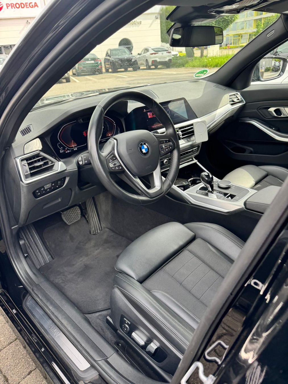 BMW Automobili: BMW 320d x Drive – Usato da St. Gallen venduto da mare09 3