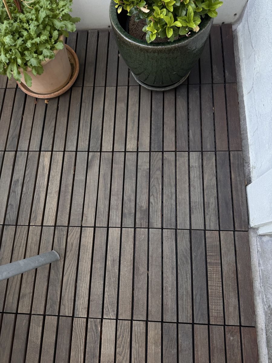 Bodenbeläge: Klick-Bodenplatte Thermo Esche 30x30 – Gebraucht aus Zürich von Peban1 1