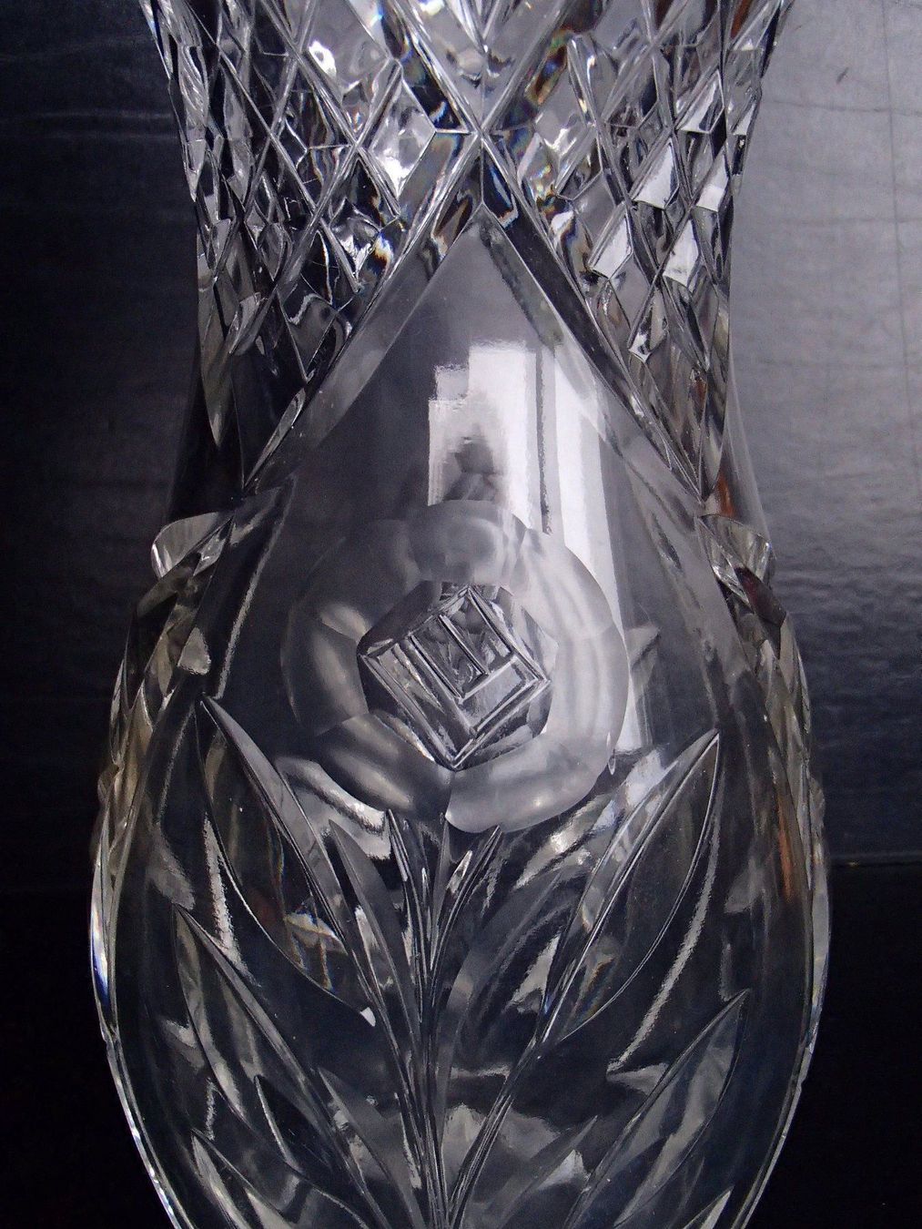 Vasen & Gefässe: grosse gravierte Kristall Vase – Gebraucht aus Schöfflisdorf von pullux 4