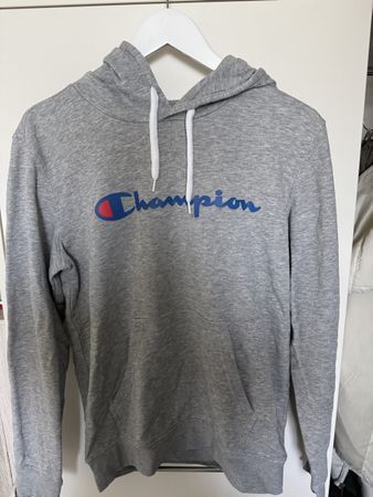 Champion Pullover