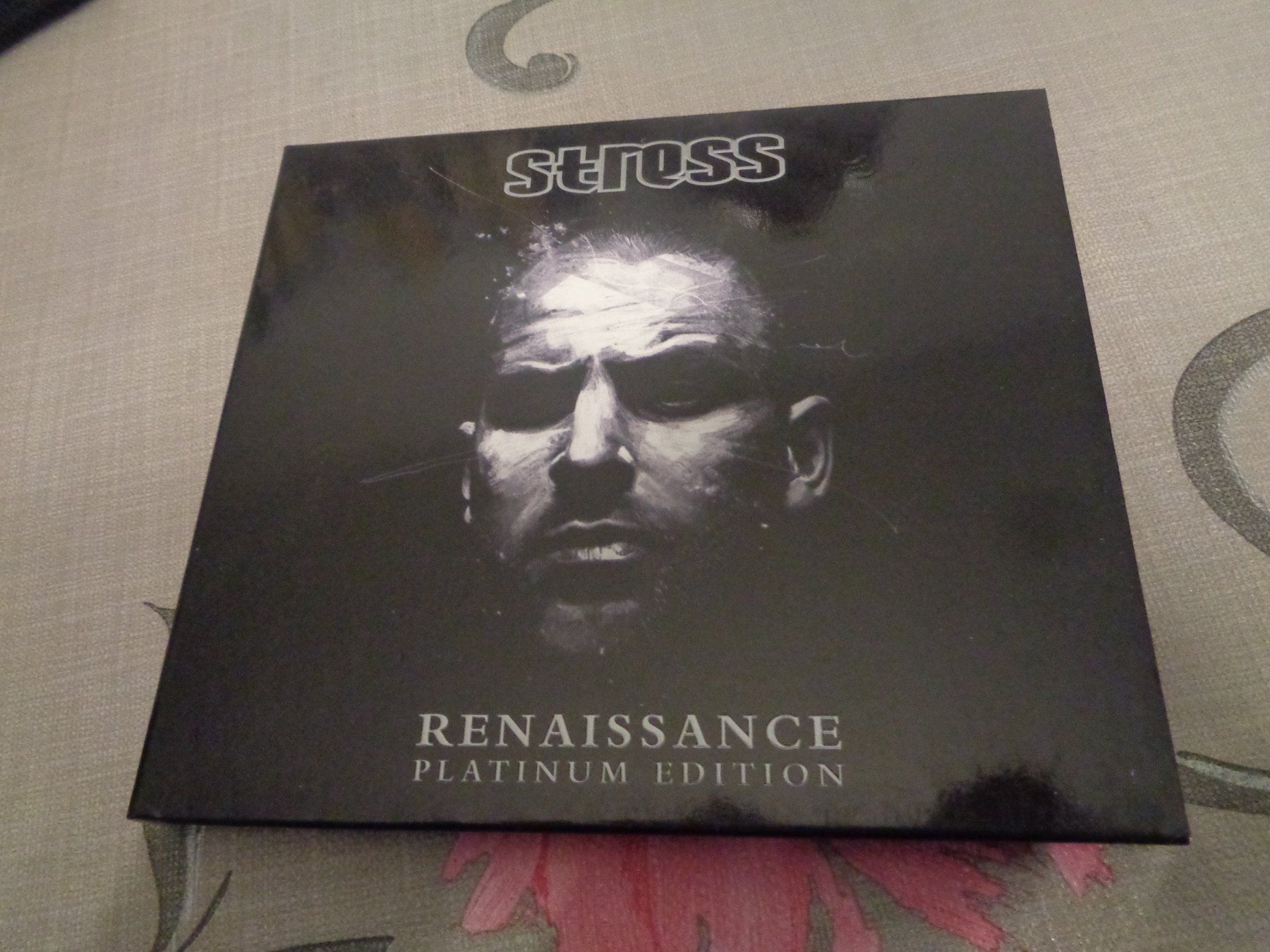 CD: Stress - Renaissance - Platinum Edition CD – Usato da Olten venduto da Disc-Ausverkauf