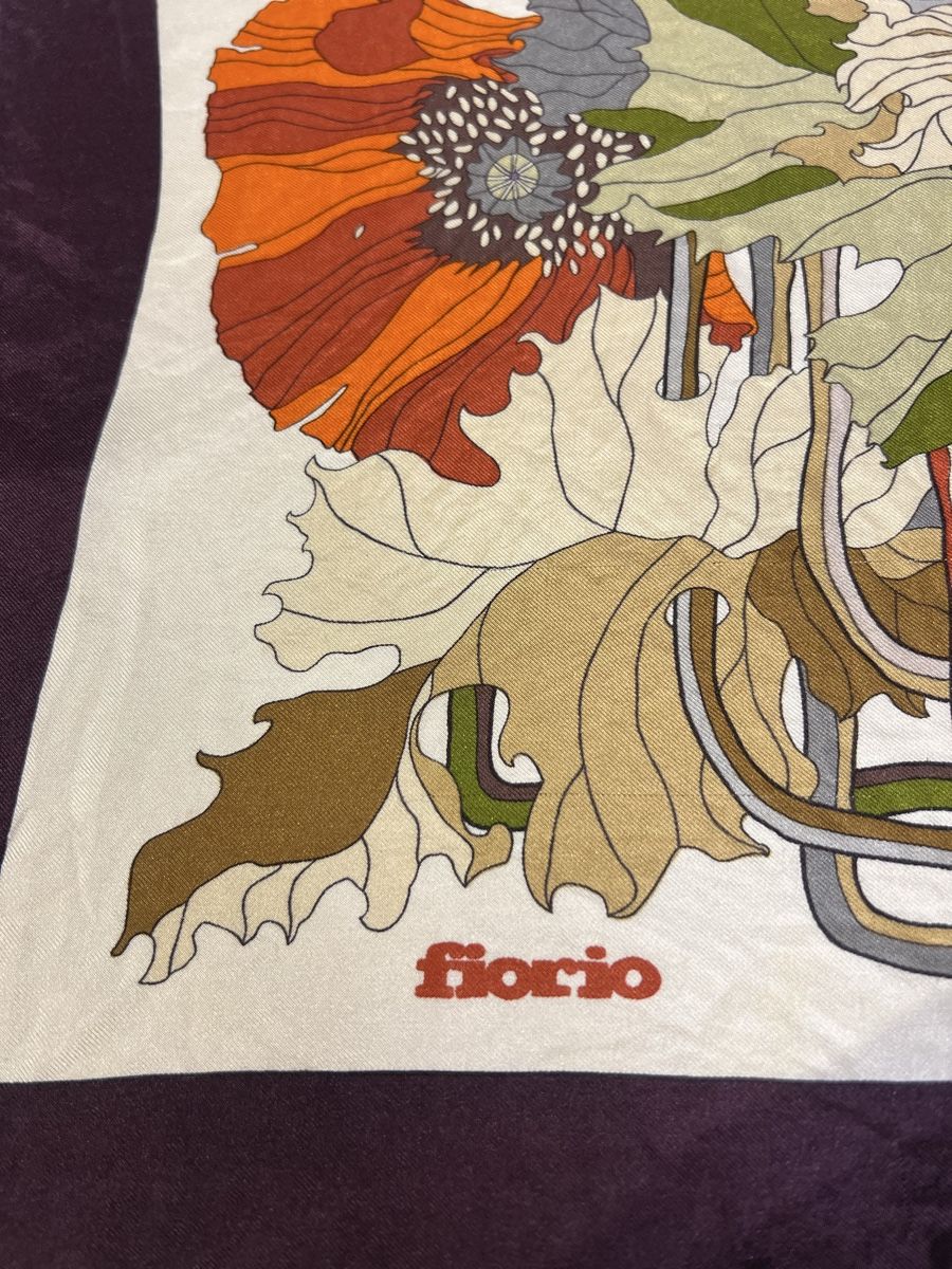 Foulards & écharpes: Foulard Fiorio, vintage – D'occasion à St-Pierre-Clages par ste_xk6p 3