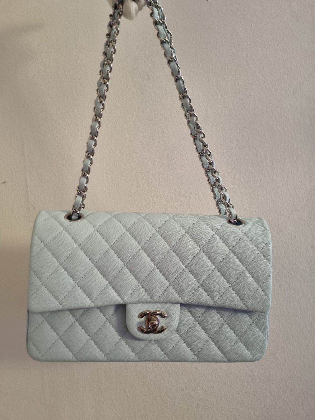 Chanel Borse da donna: Chanel  Classic blue cavier with silver handware🩵 Medium – Nuovo (secondo la descrizione) da Zürich venduto da Stila17 8
