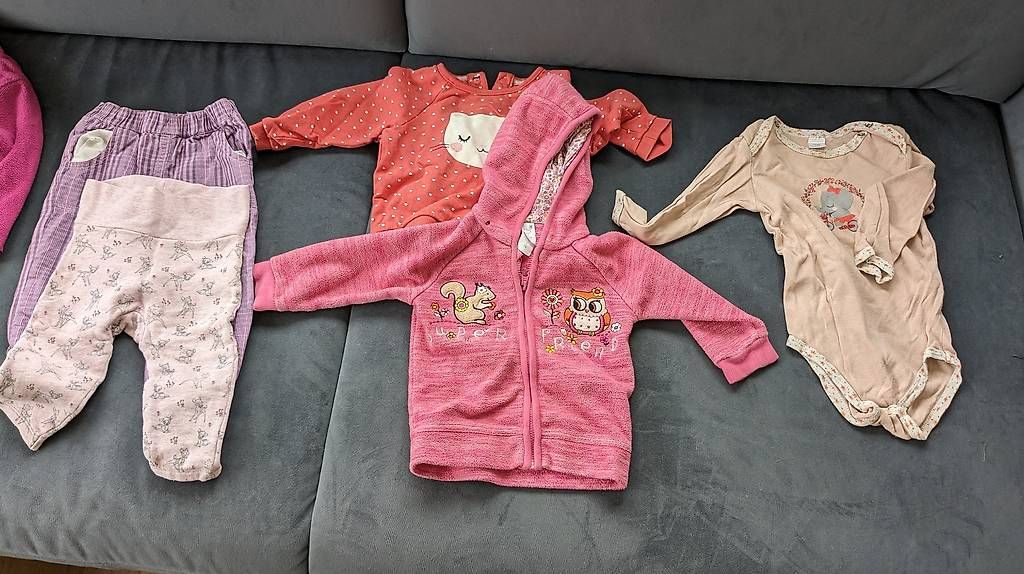 Pigiama & Simili: Div. Pijamas/Pullover/Hosen Grösse 74-80 – Usato da Etzelkofen venduto da bp0815 1