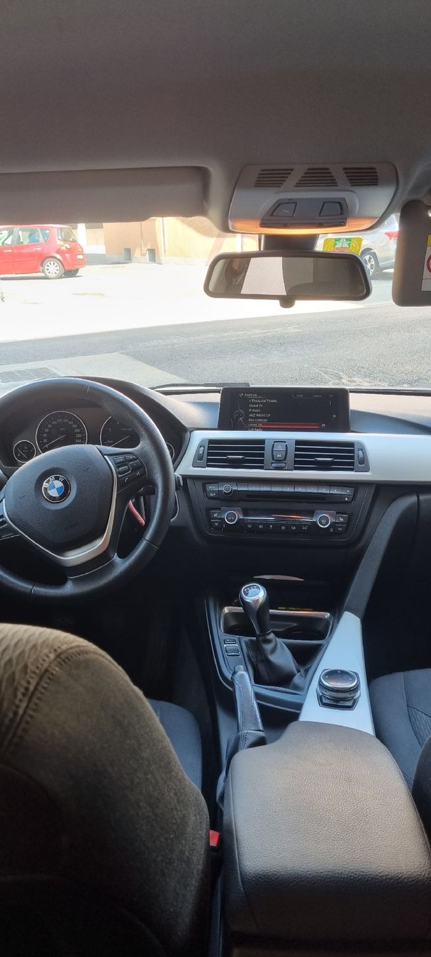 BMW Autos: bmw 318d xdrive – Gebraucht aus Yverdon-les-Bains von fil_2f6n 2
