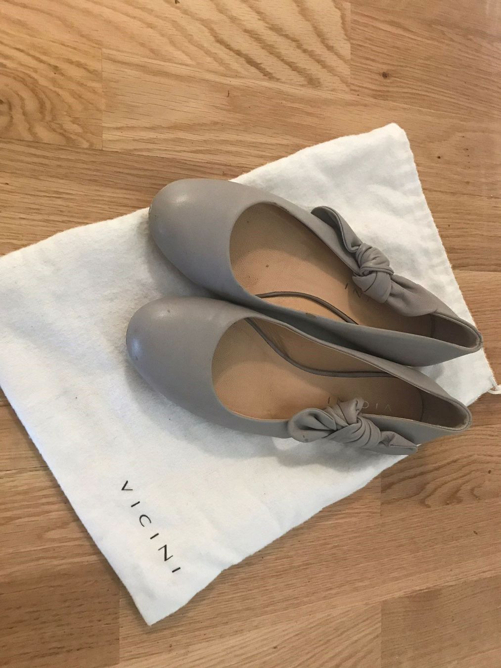 Scarpe da donna: VICINI Ballerinas Flat Shoes Gr 37.5 – Usato da Ebmatingen venduto da dartim