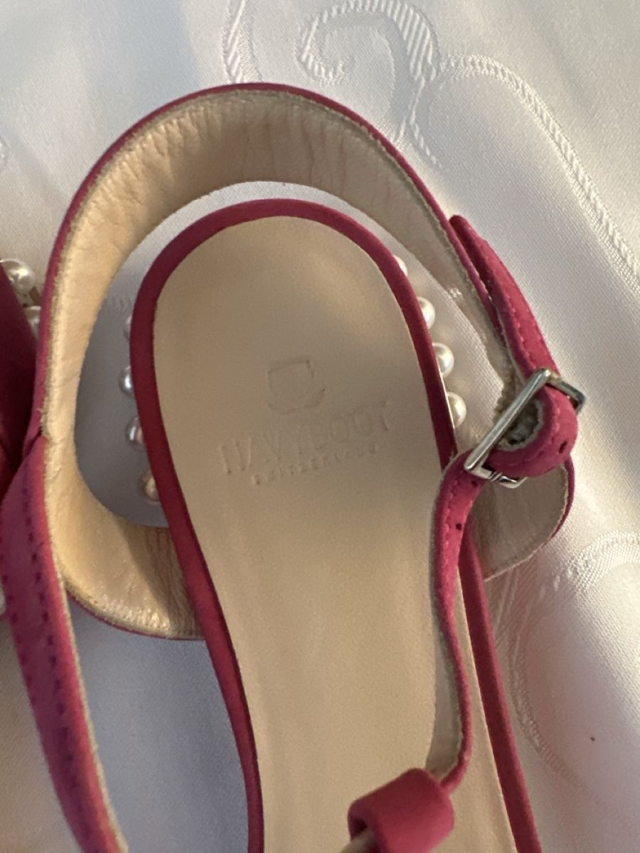 Navyboot Scarpe da donna: Sandale pink Grösse 38 Navyboot mit Perlen neuwertig – Usato da Niederglatt ZH venduto da Laurita1972 2