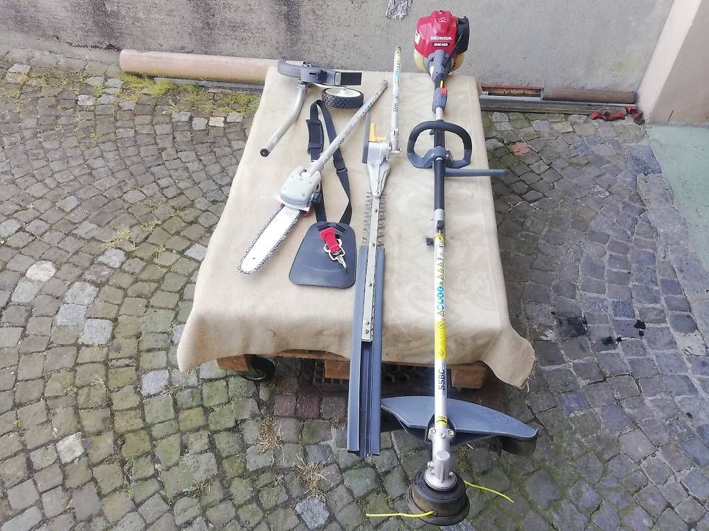 Toutes les machines: Honda 4-Takt Kombigerät – D'occasion à Schwadernau par maethu02 1