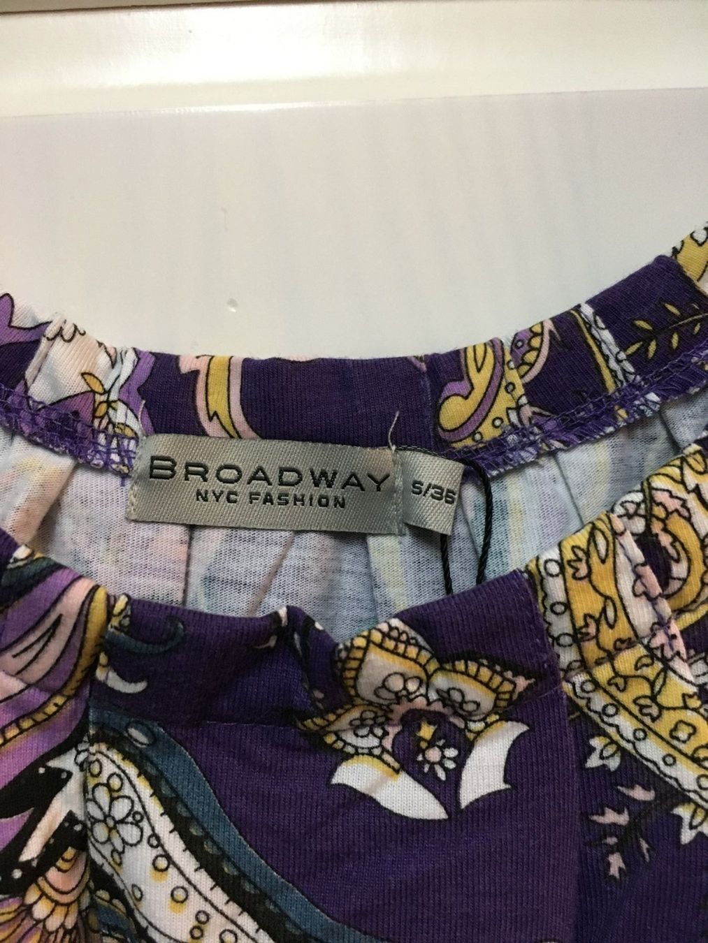 Tops: BROADWAY Top, Gr.S, lila gemustert – D'occasion à Arni AG par Mimo007 1