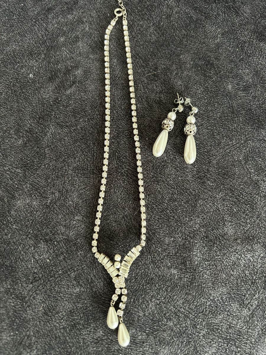 Colliers: Modeschmuck Set – Neuf (Voir description) à Oberlunkhofen par jamivi