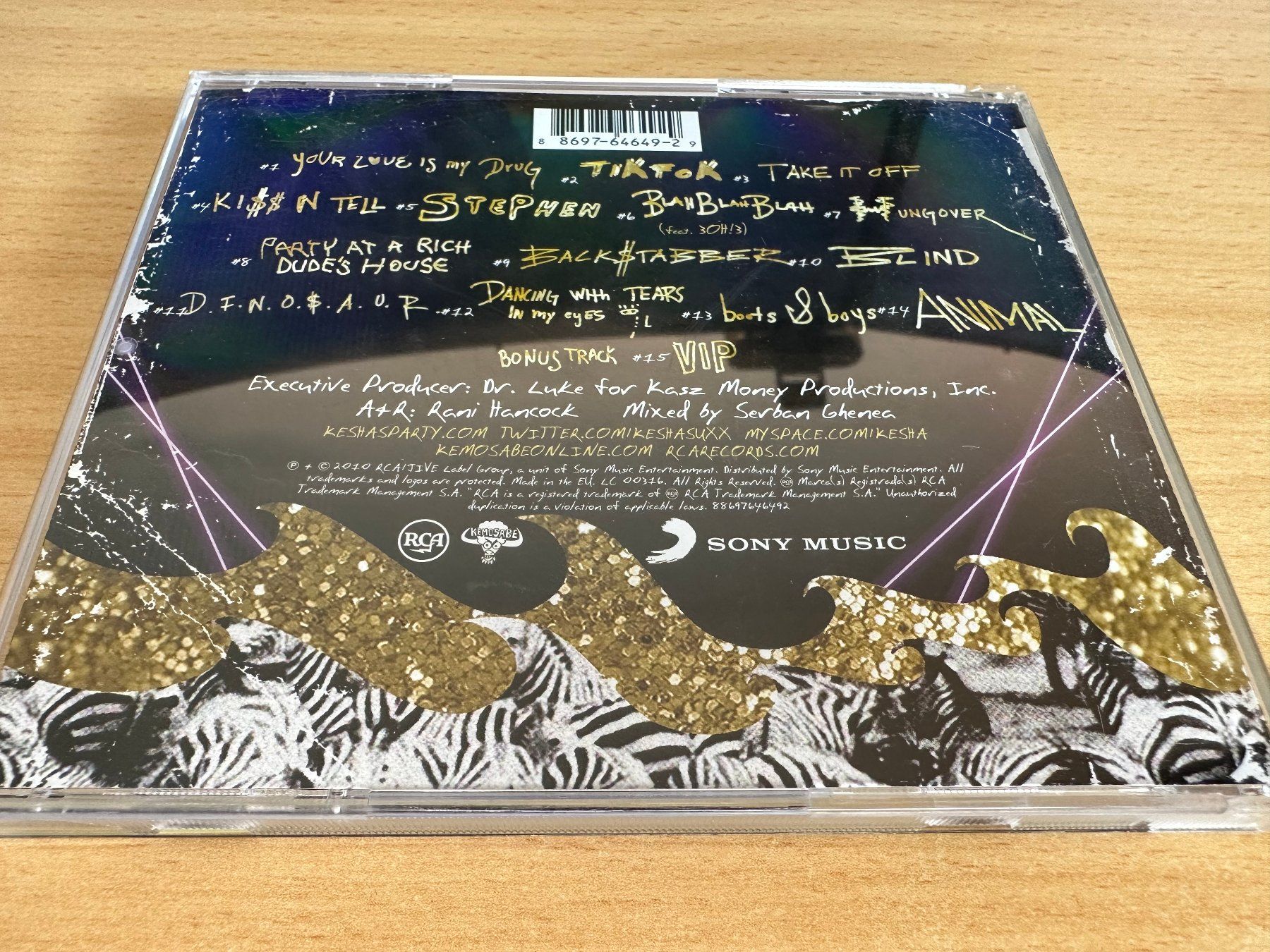 CD: Ke$ha – Animal – Usato da Rikon im Tösstal venduto da Alpenmutz 1