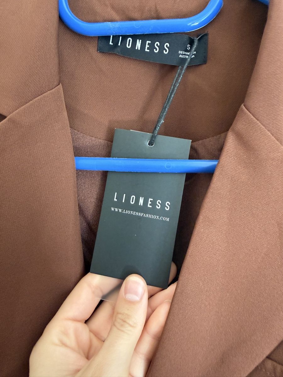 Cappotti: Blazer Lioness Australia Neu – Nuovo e nell'imballaggio originale da Luzern venduto da AlinaPa 4