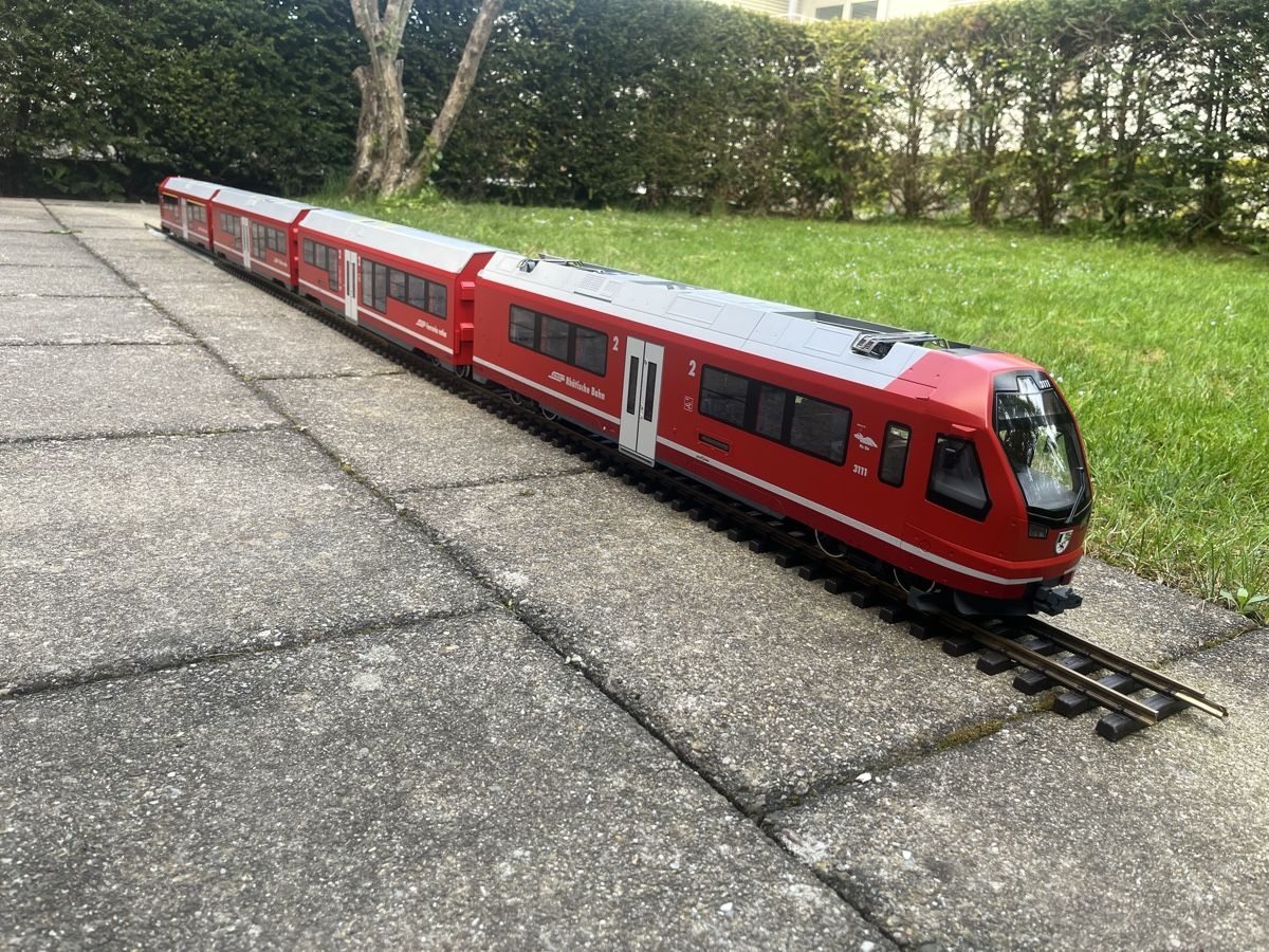 LGB Modellini di ferrovie: LGB Capricorn 23100 33100 33150 – Usato da Horgen venduto da P_R-R