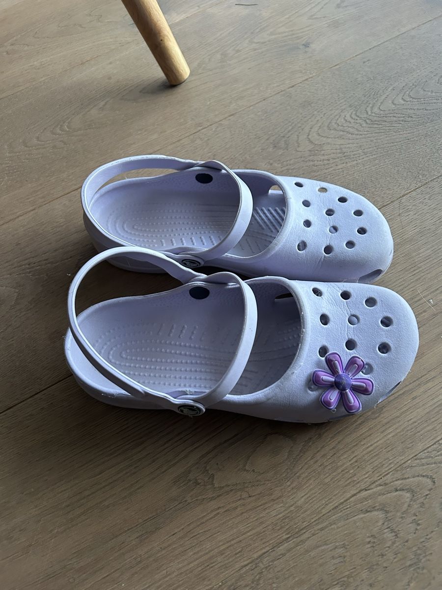 Crocs Herrenschuhe: Crocs 40 – Gebraucht aus Vuadens von MLM01 3