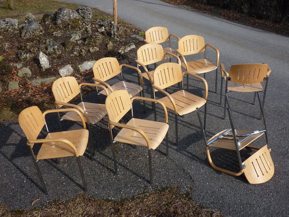 9 Stühle Holzstühle Seminarstühle Stapelstühle mit Armlehne 1